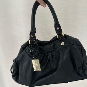 Selling brand new Marc Jacobs lambskin leather handbag in black
